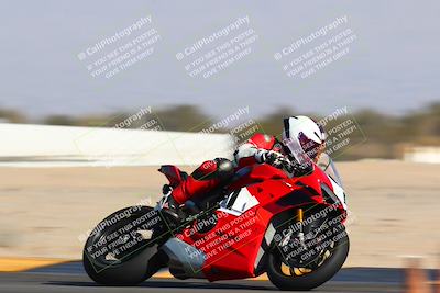 media/Jan-14-2024-SoCal Trackdays (Sun) [[2e55ec21a6]]/Turn 16 Set 2 (1125am)/